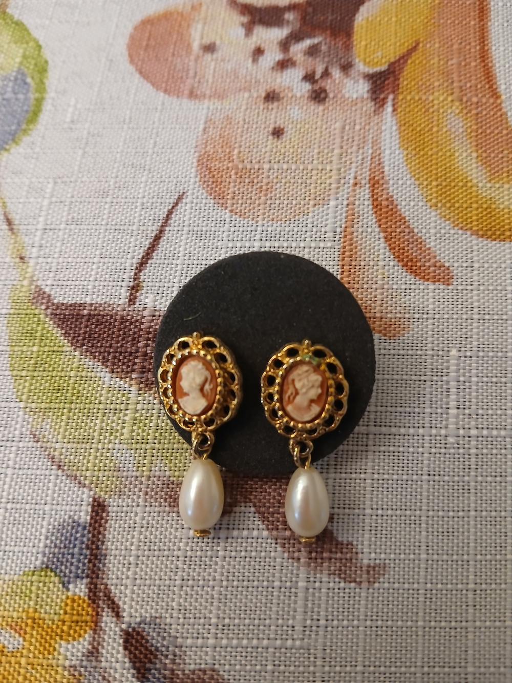 Gold Cameo Pearl Drop Earrings - Classic Vintage Style